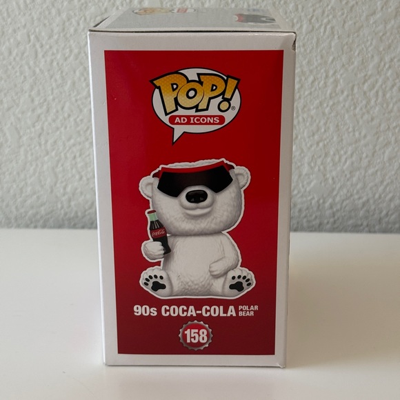 Funko Pop 90s Coca-Cola Polar Bear 158 - Picture 4 of 6